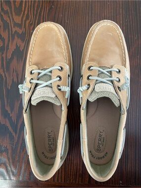 Sperry Women’s Light Brown/Tan Leather Boat Shoes